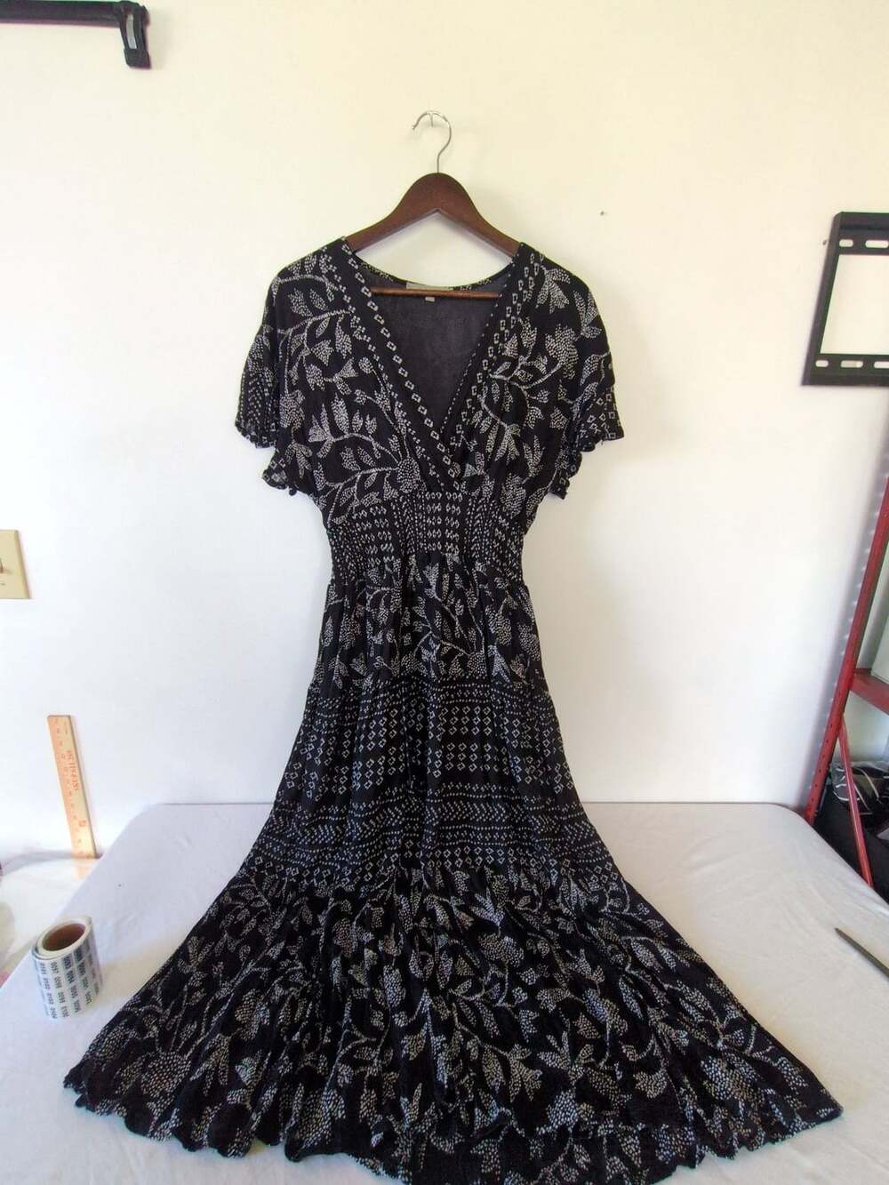 J Gee Maxi Dress Size S Black White Floral Smocked Rayon Boho